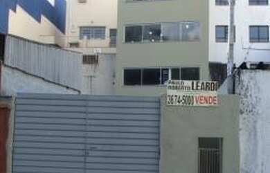 Imagem: O depósito possui 5 Vagas na garagem e 575m² de Área e está