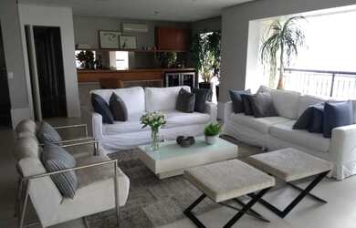 Imagem 1: Maison Nathalie. Piscina, Churrasqueira, Imóvel mobiliadoeAr-condicionado