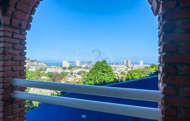 Imagem: A casa em condomínio à venda possui 3 Dormitórios, 2 Banheiros