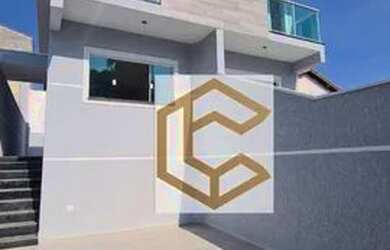 Imagem: A casa possui 3 Dormitórios, 3 Banheiros, 2 Vagas na garagem