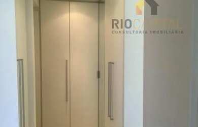 Imagem: O apartamento possui 3 Dormitórios, 3 Banheiros, 2 Vagas na