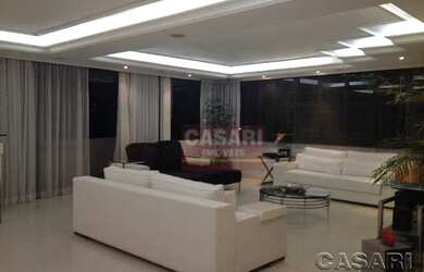 Imagem: O apartamento possui 4 Dormitórios, 2 Banheiros, 3 Vagas na