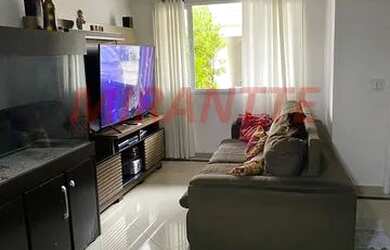 Imagem: A casa em condomínio possui 3 Dormitórios, 3 Banheiros, 2