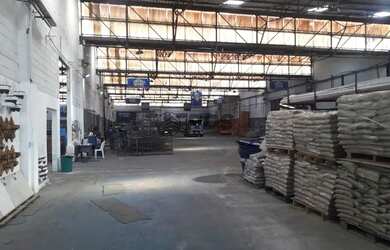 Imagem: O depósito possui 1966m² de Área e está localizado em Vila