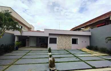 Imagem: A casa em condomínio possui 3 Dormitórios, 4 Banheiros, 2