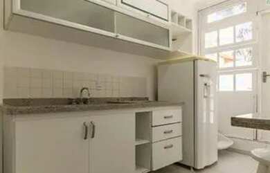 Imagem: O studio possui 1 Dormitório, 1 Banheiro, 1 Vaga na garagem