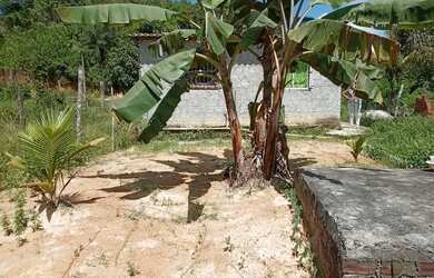 Imagem: A casa possui 2 Dormitórios, 1 Banheiro, 168m² de Área e