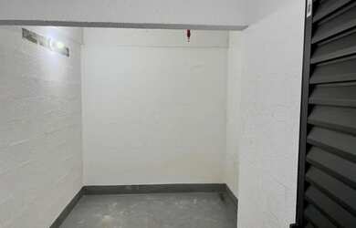 Imagem: O depósito possui 1 Vaga na garagem e 4m² de Área e está