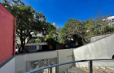 Imagem 2: CHARMOSO , AREJADO E MODERNO SOBRADO NA POMPEIA / VL. ANGLO