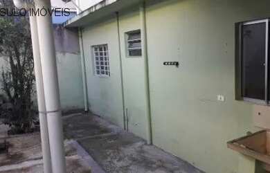 Imagem: A casa possui 2 Dormitórios, 2 Banheiros, 1 Vaga na garagem