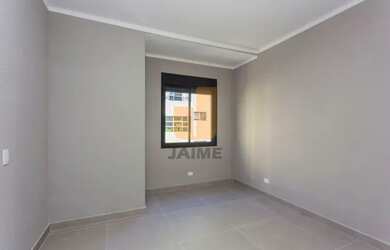 Imagem: O apartamento possui 1 Dormitório, 1 Banheiro, 56m² de Área