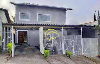 Imagem: A casa em condomínio possui 3 Dormitórios, 5 Banheiros, 4