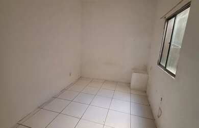 Imagem: A casa possui 2 Dormitórios, 1 Banheiro, 60m² de Área e