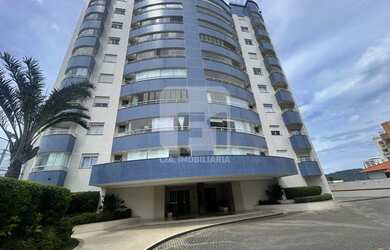 Imagem: O apartamento possui 4 Dormitórios, 5 Banheiros, 2 Vagas na