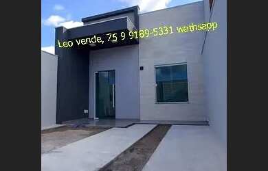 Imagem: A casa possui 3 Dormitórios, 2 Banheiros, 2 Vagas na garagem