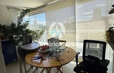 Imagem: O apartamento possui 2 Dormitórios, 1 Banheiro, 2 Vagas na