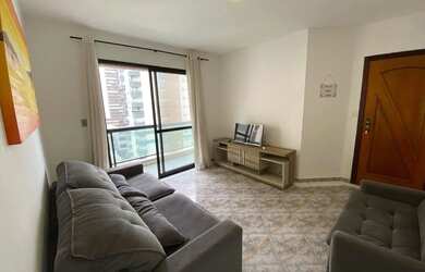 Imagem: O apartamento possui 1 Dormitório, 1 Banheiro, 1 Vaga na garagem