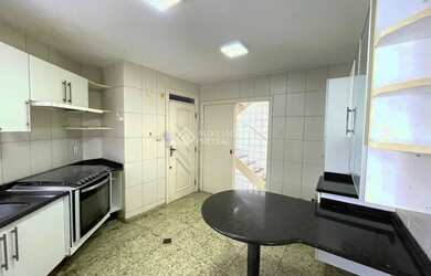 Imagem 11: Cobertura de Alto Padrão para Locação - Vista Mar e Lazer Privativo