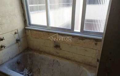 Imagem: A kitnet possui 1 Banheiro e 30m² de Área e está localizado