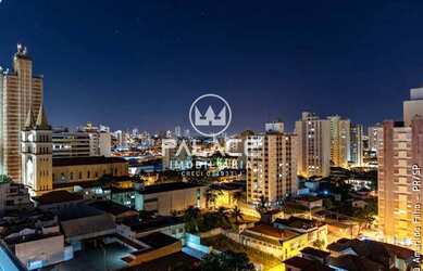 Imagem: O apartamento possui 1 Dormitório, 1 Banheiro, 1 Vaga na garagem