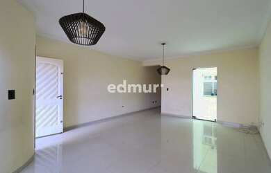 Imagem: A casa possui 3 Dormitórios, 4 Banheiros, 4 Vagas na garagem