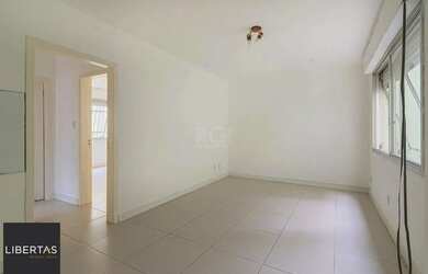 Imagem: O apartamento possui 2 Dormitórios, 1 Banheiro e 65m² de Área