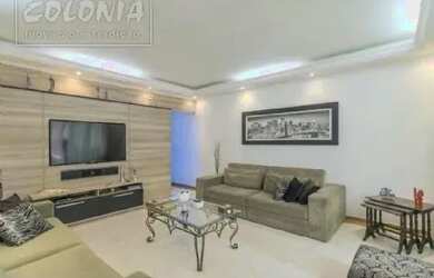 Imagem: A casa à venda possui 3 Dormitórios, 5 Banheiros, 4 Vagas