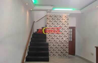 Imagem: A casa possui 3 Dormitórios, 2 Banheiros, 2 Vagas na garagem