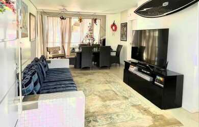 Imagem: A casa possui 4 Dormitórios, 3 Banheiros, 1 Vaga na garagem