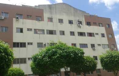 Imagem: O apartamento possui 3 Dormitórios, 2 Banheiros, 1 Vaga na