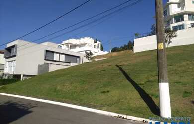 Imagem: O terreno possui 448m² de Área e está localizado em Tamboré