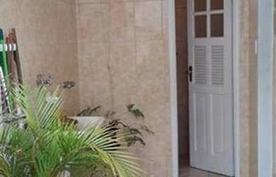 Imagem: O depósito possui 10m² de Área e está localizado em Santo