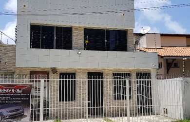 Imagem: O apartamento possui 2 Dormitórios, 1 Banheiro, 56m² de Área