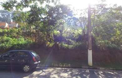 Imagem: O terreno possui 1178m² de Área e está localizado em Vargem