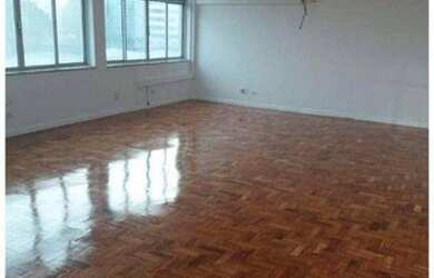 Imagem: O depósito possui 1 Vaga na garagem e 72m² de Área e está