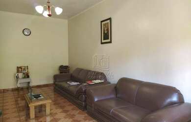 Imagem: A casa possui 2 Dormitórios, 1 Banheiro, 5 Vagas na garagem