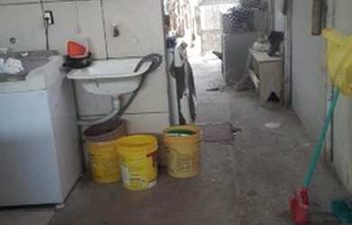 Imagem 6: Vendo ou troco casa. Varanda, 2 Vagas na garageme2 Dormitórios