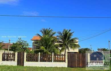 Imagem: A casa possui 3 Dormitórios, 1 Banheiro, 465m² de Área e