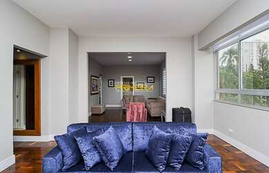 Imagem: O apartamento possui 3 Dormitórios, 2 Banheiros, 165m² de