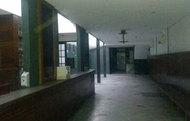 Imagem: O depósito possui 2 Vagas na garagem, 350m² de Área e está