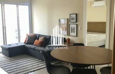 Imagem: O apartamento possui 1 Dormitório, 1 Banheiro, 1 Vaga na garagem