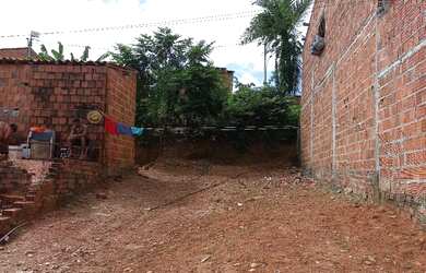 Imagem 4: Terreno na paupina pra vender 6x16 no ponto de contruir