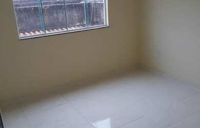 Imagem 3: Casas e Aptº com 2 e 3 quartos no Porto Novo