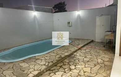 Imagem: A casa em condomínio possui 2 Dormitórios, 1 Banheiro, 2 Vagas