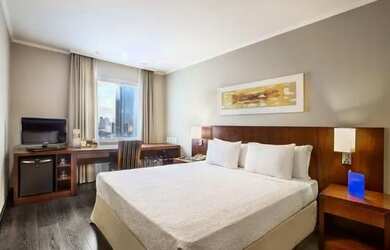 Imagem: O apartamento à venda possui 1 Dormitório, 1 Banheiro, 1 Vaga