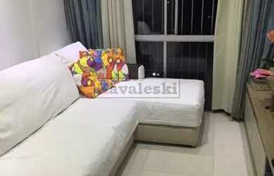 Imagem: O apartamento possui 2 Dormitórios, 1 Banheiro, 1 Vaga na garagem