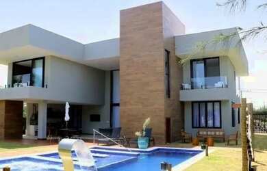 Imagem: A casa possui 2 Dormitórios e está localizado em Morada do