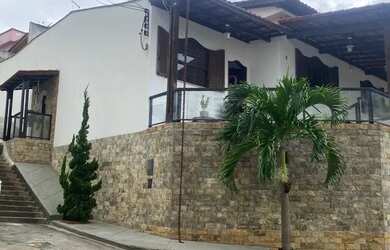 Imagem: A casa em condomínio possui 3 Dormitórios, 4 Banheiros, 1