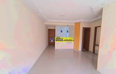 Imagem: O apartamento possui 2 Dormitórios, 2 Banheiros, 2 Vagas na