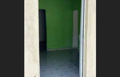 Imagem: A casa possui 5 Dormitórios, 3 Banheiros, 3 Vagas na garagem